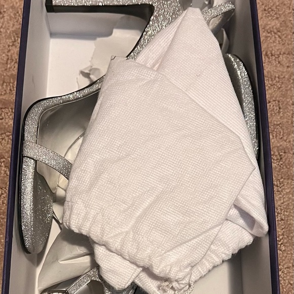 Stuart Weitzman sensual silver sparkle sandal bride wedding bridesmaid o… - Picture 3 of 4